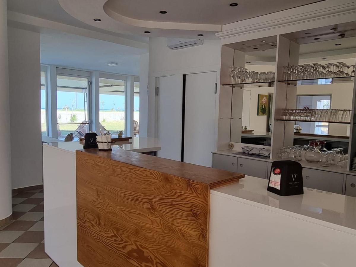 Hotel Rivabella Davoli Buitenkant foto