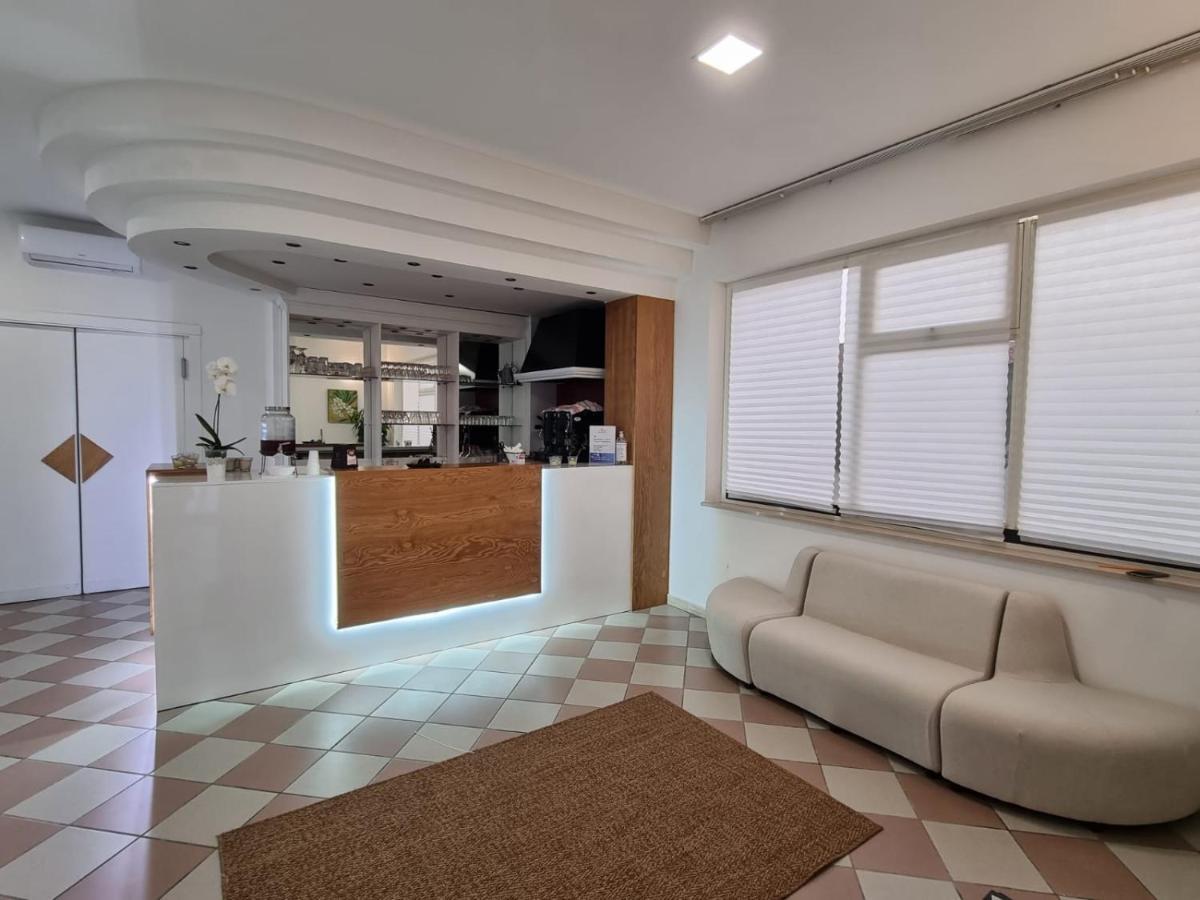 Hotel Rivabella Davoli Buitenkant foto