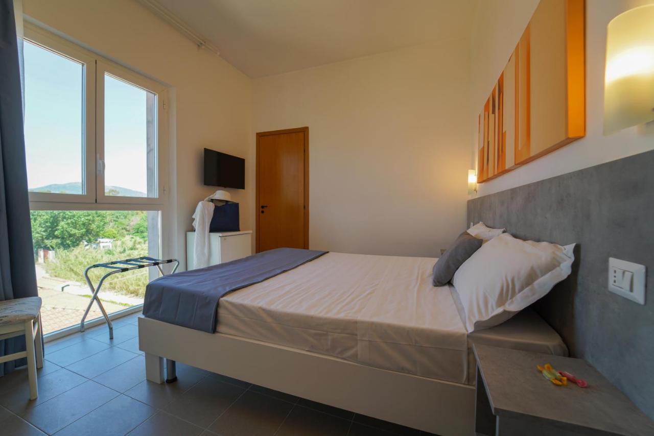 Hotel Rivabella Davoli Buitenkant foto