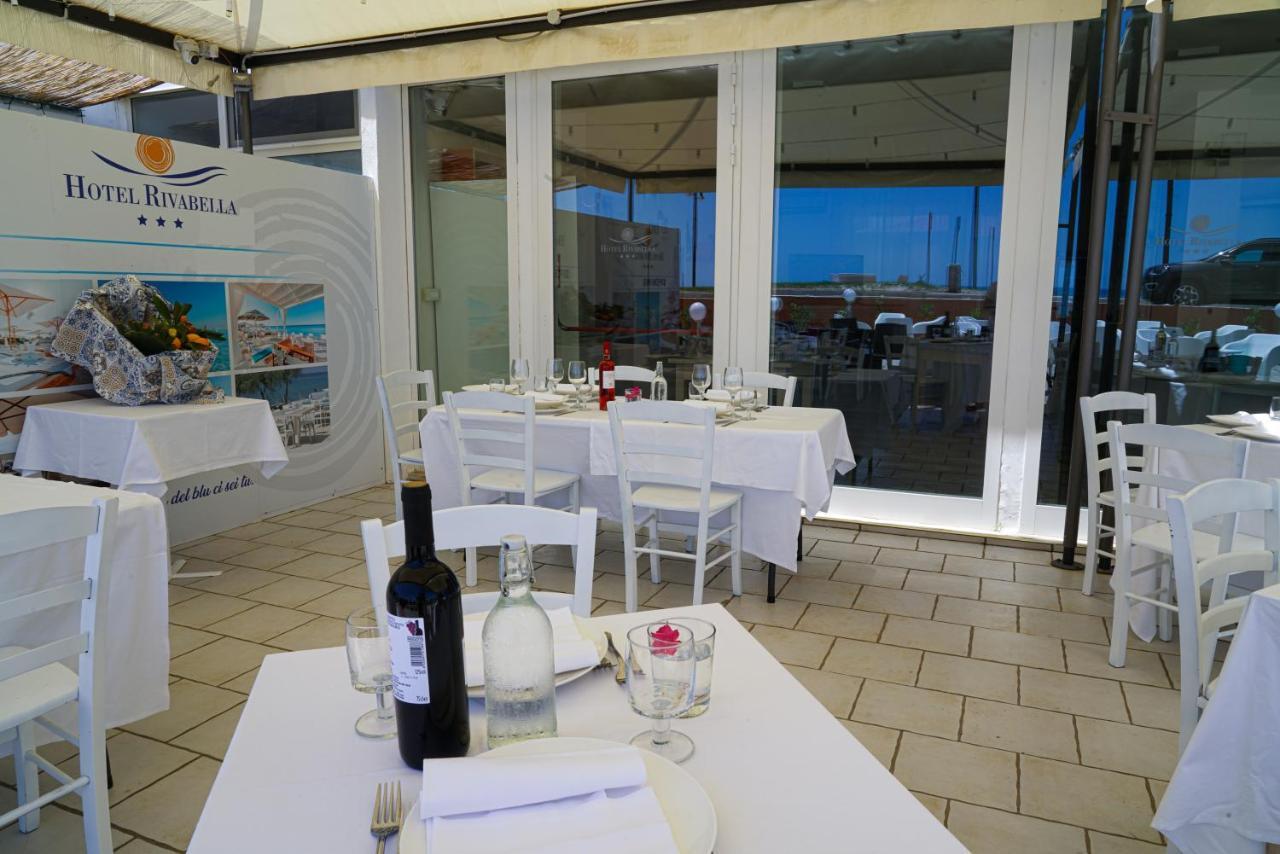 Hotel Rivabella Davoli Buitenkant foto